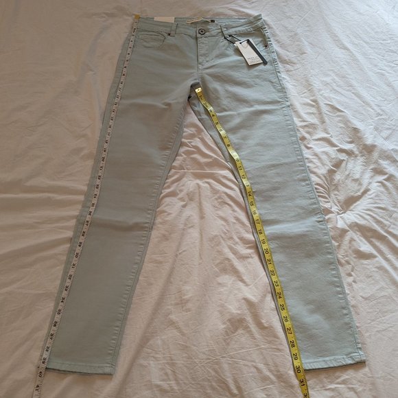 NWT Obviously Elemental Skinny Jeans in Buttermint - Picture 7 of 14